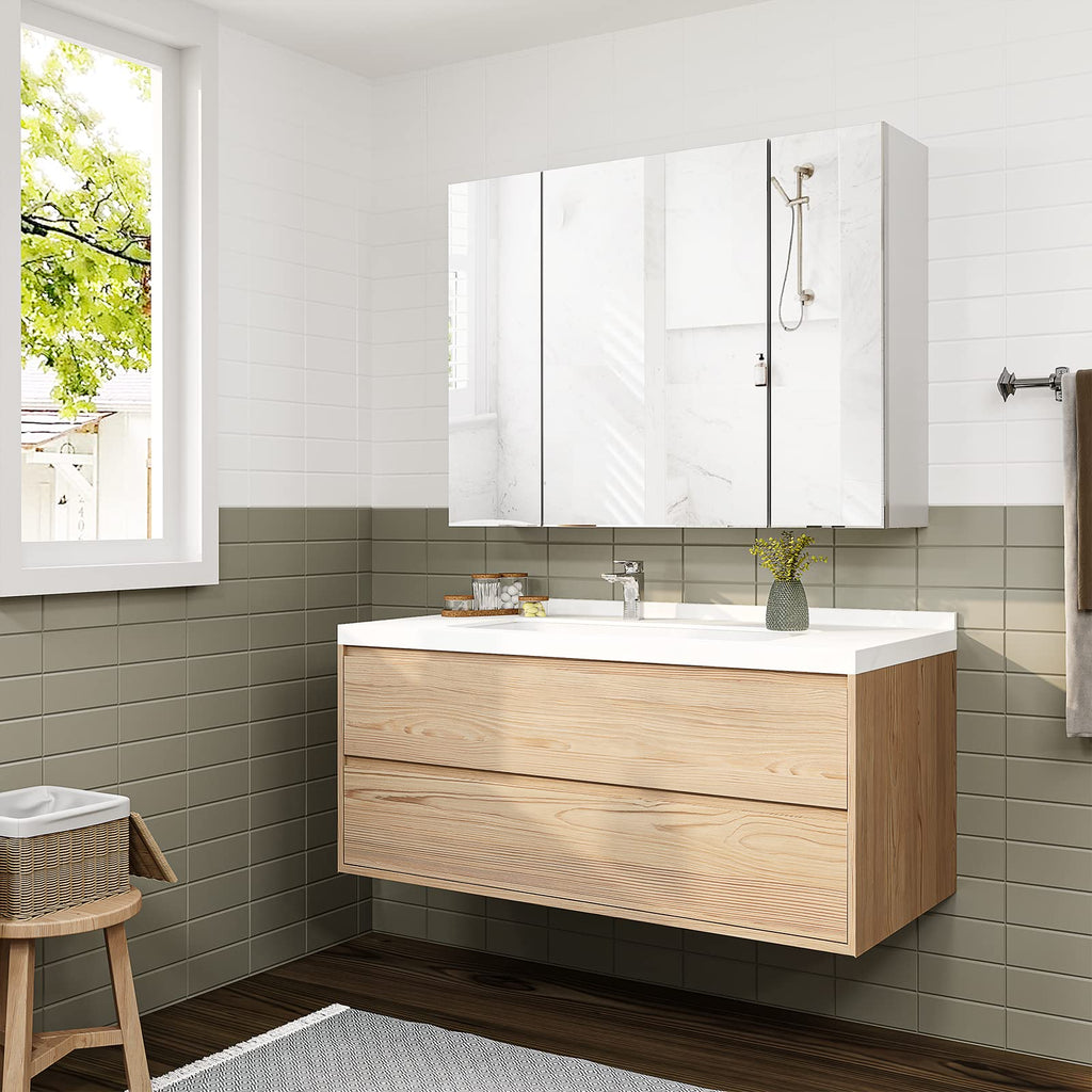 White 3 Door Bathroom Mirror Cabinet with Adjustable Shelves B8649